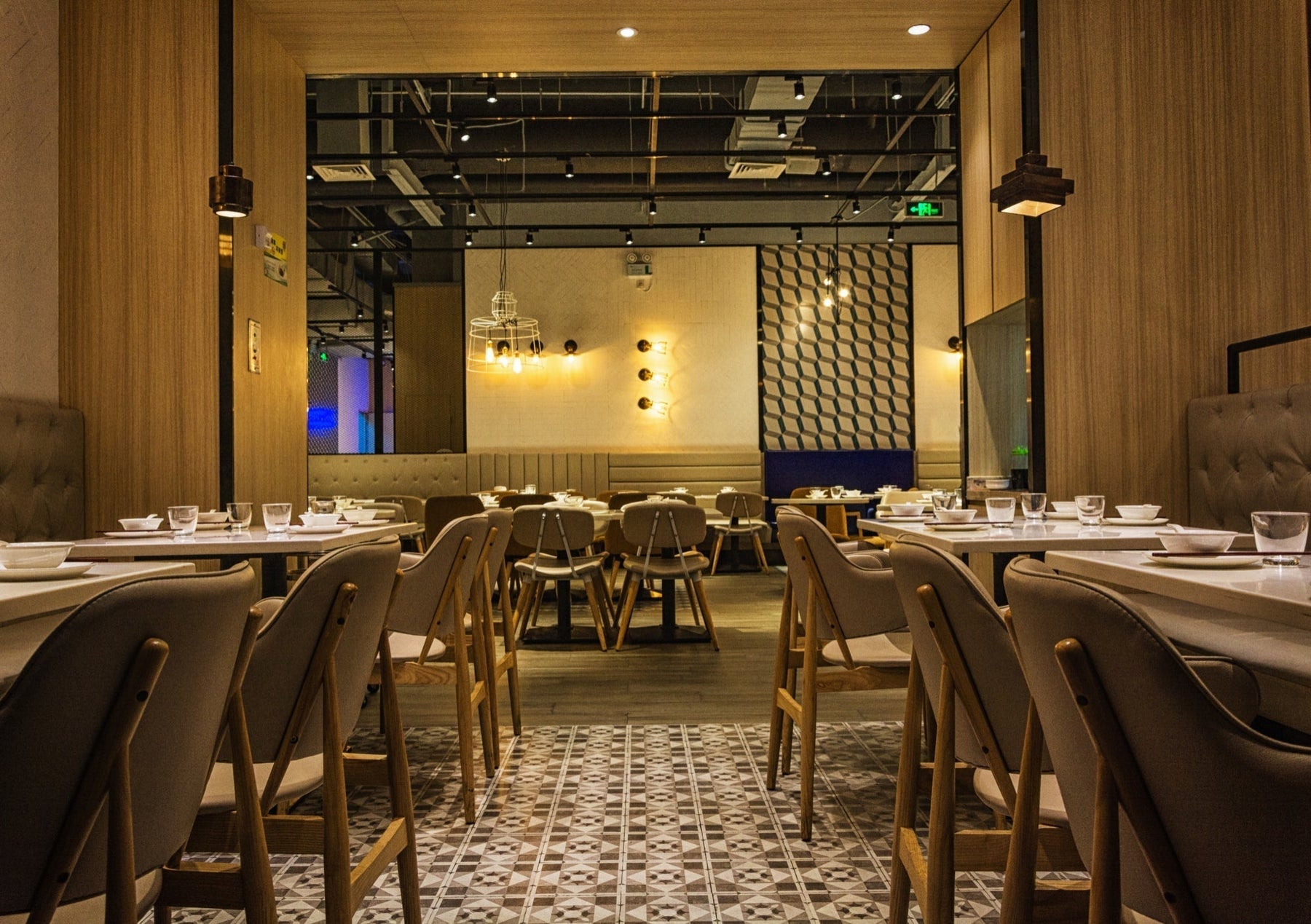 ¿Qué se necesita para abrir un bar o restaurante?