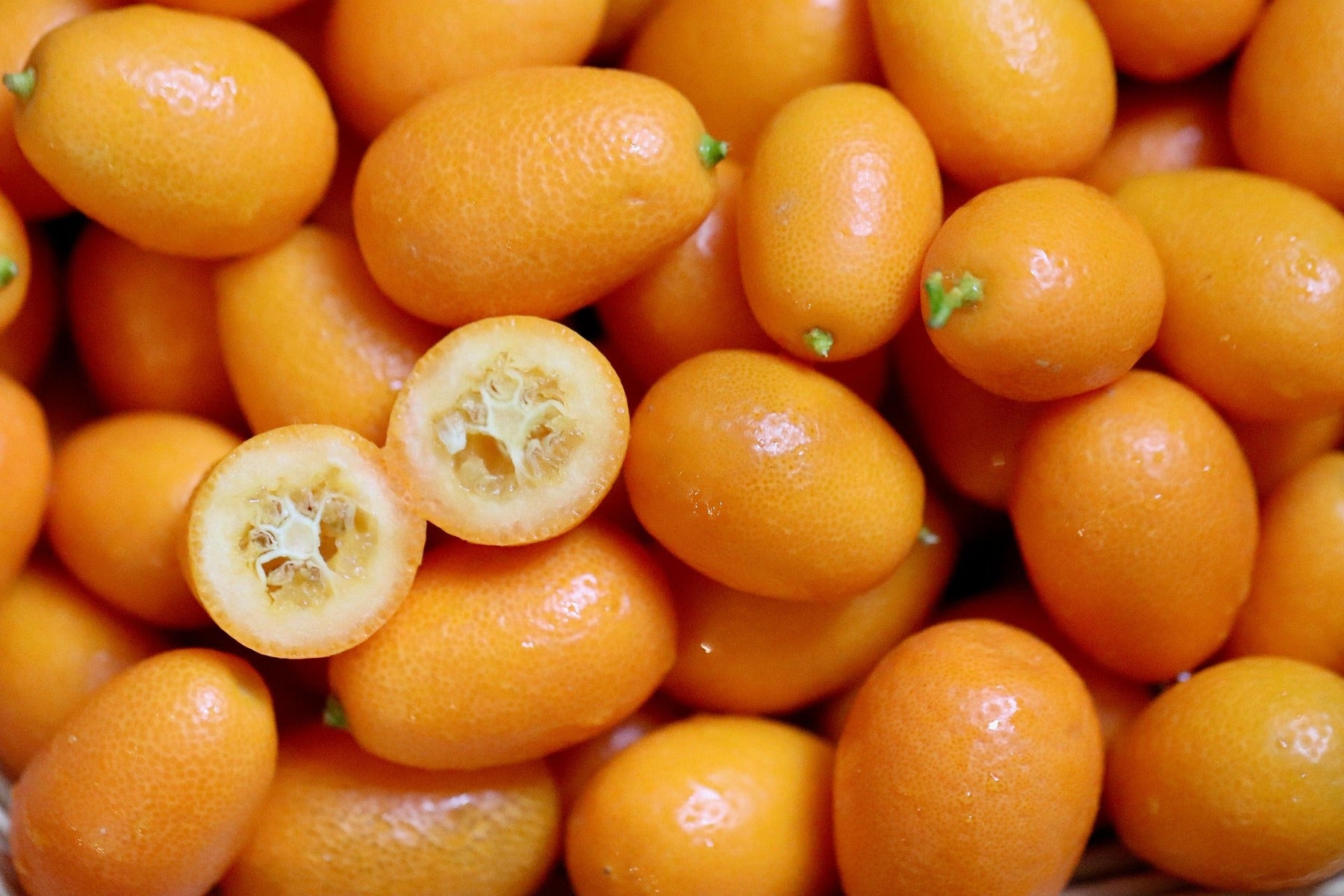 ¿Cuáles son las ventajas de disponer de un exprimidor de naranjas en tu bar?