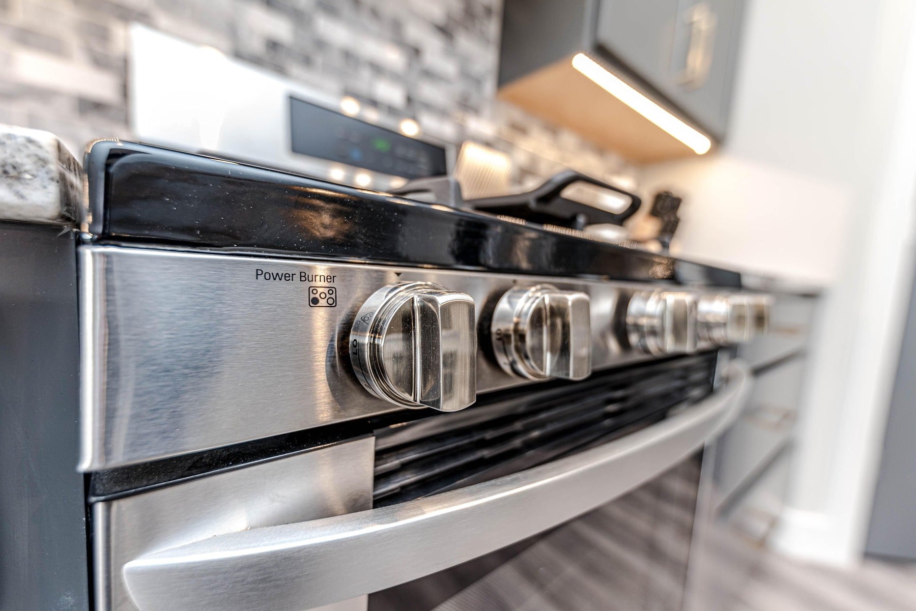 Ventajas de tener un horno microondas en tu negocio
