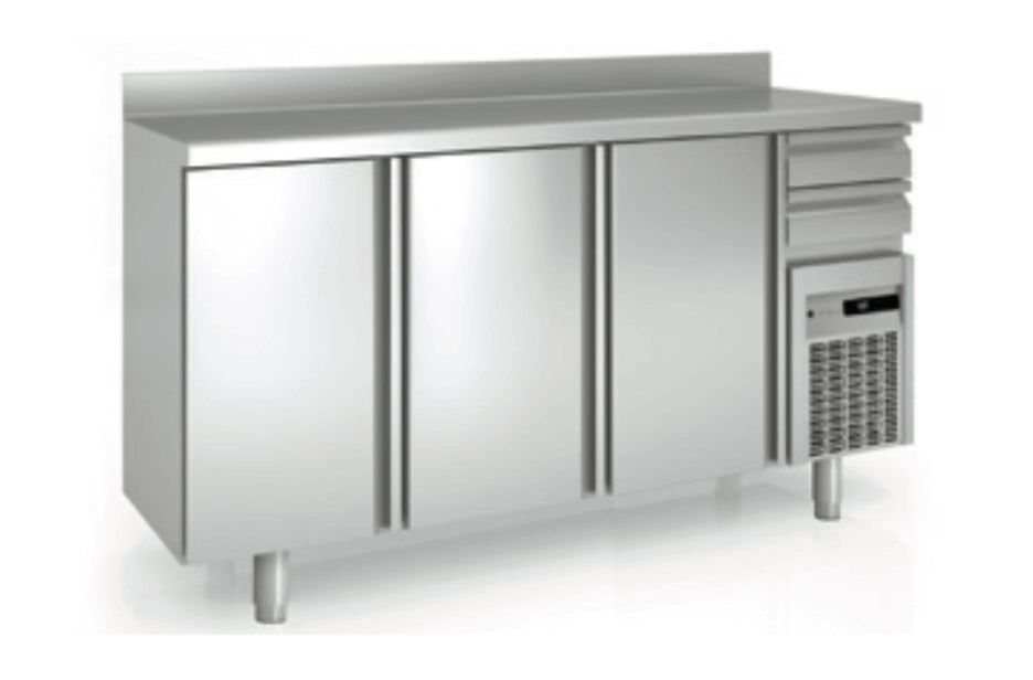 Mesa refrigerada frente mostrador CORECO FMR