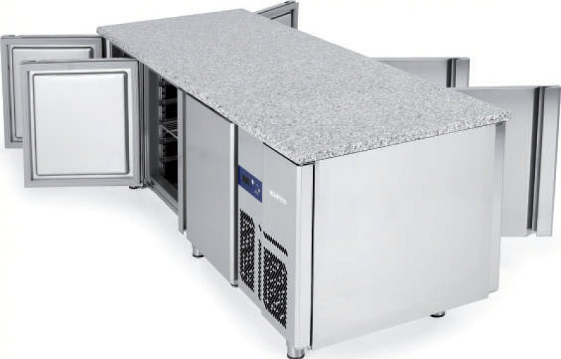 Mesa fría central pastelera puertas cristal a ambos lados fondo 80 INFRICO MR - PDCR - FrigeriaHosteleria.com