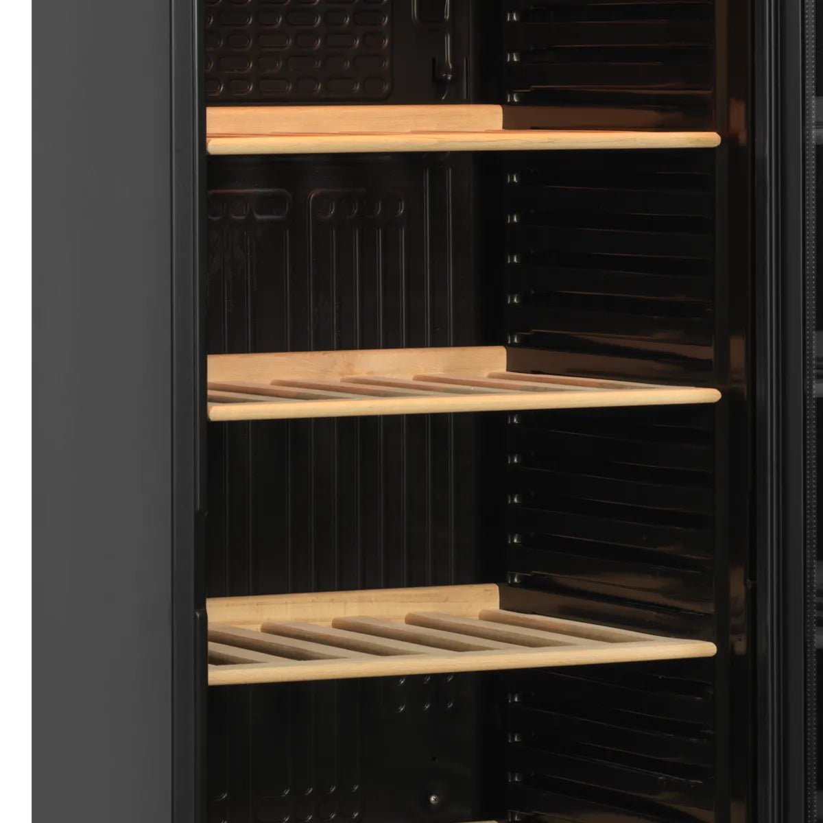 TEFCOLD Expositor refrigerado de vinos 118 botellas CPV1380E - FrigeriaHosteleria.com